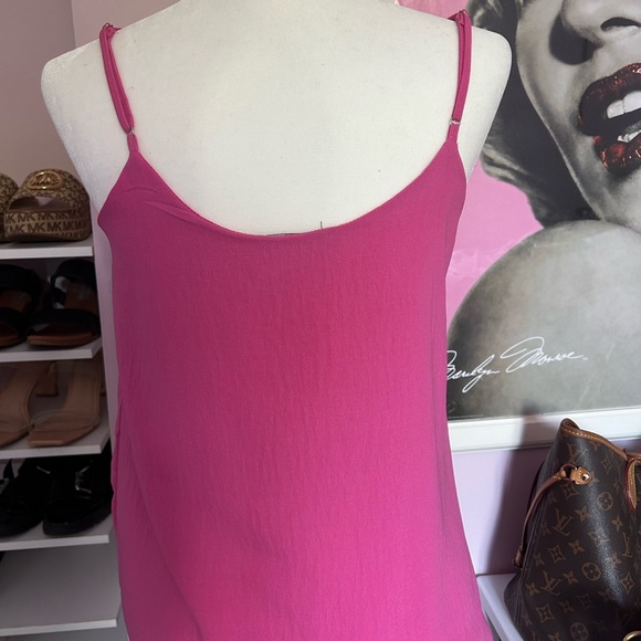 💗Tank top blouse💗 - Picture 4 of 6